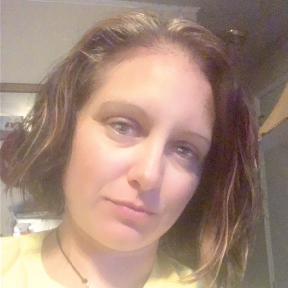 Meet your Posher, Jessica - Picture 1 of 1